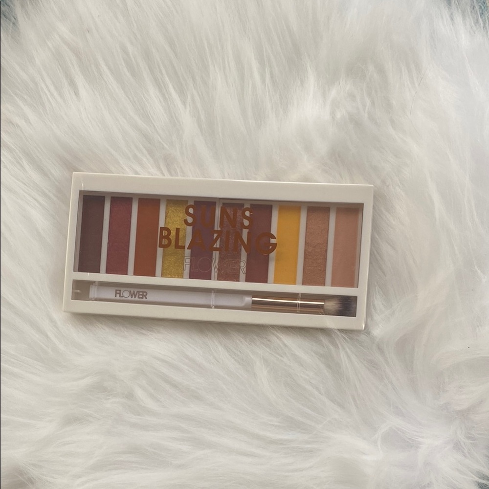 Suns Blazing Eyeshadow Palette